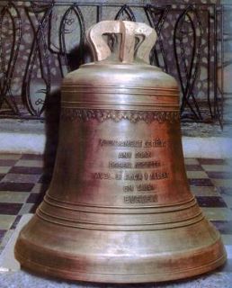 Una nueva campana para el restaurado campanario (del libro de fiestas)