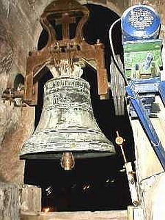Campana de San Jaime – Autor: Felip de la Torre (1582) – Santiago de Orihuela – Campana mecanitzada de manera que no pot tocar-se manualment, ha canviat la sonoritat i està en perill de trencament.