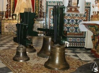 Instalación y bendición de las nuevas campanas en la parroquia de la Estrella de Valencina - AUTOR: ARTE SACRO
