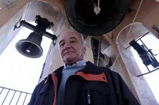 Antonio Mendoza Vázquez, campanero del Salvador desde 1968, representa la cuarta generación de campaneros de la familia Mendoza. - Autor: CABRERA, J. M. / ATESE