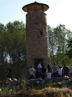 Torre de subida al antiguo campanario de la iglesia - Autor: www.bierzo151.com