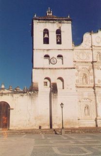 Vista del reloj de Comayagua en la torre de la Catedral - Autor: LETONA RIVERA, Juan Carlos