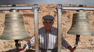 Santiago Calderón, a sus 92 años, es el decano de los campaneros - Autor: GARCÍA, Peio / DIARIO DE LEÓN