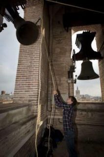 L'ajuntament prohibix tocar les campanes de Sant Nicolau per excés de soroll - Autor: LEVANTE-EMV