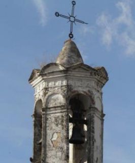 Campanario de la iglesia de San Lázaro, cuyo desmontaje recomienda Urbanismo - Autor: RUZ, Rocío / ABC SEVILLA