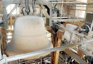 N'Eloi, la campana de la Seu de mayor tamaño, de 1593. - Autor: AYUGA, T.