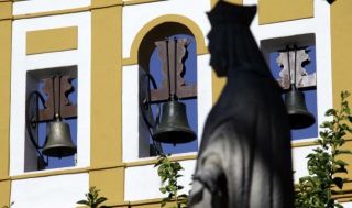 Las campanas de la iglesia de San Gonzalo son el centro de la polémica - Autor: MONTERO, José Luis