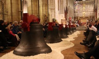 The bells of Southwark Cathedral being rededicated. ‘Since the 14th century, these bells have rung out to call the faithful to prayer.’ - Autor: The Diocese of Southwark