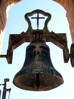 La campana antes de la restauración - Foto GÓMEZ, Francisco - INDUSTRIAS MANCLÚS S. C. V.