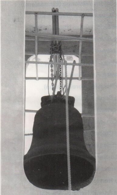 Una campana de 130 kilos, para la Misión de Ntra. Sra. de Fátima, en Santiago, República Dominicana...